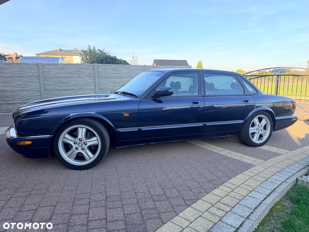 Jaguar XJR Standard - 3