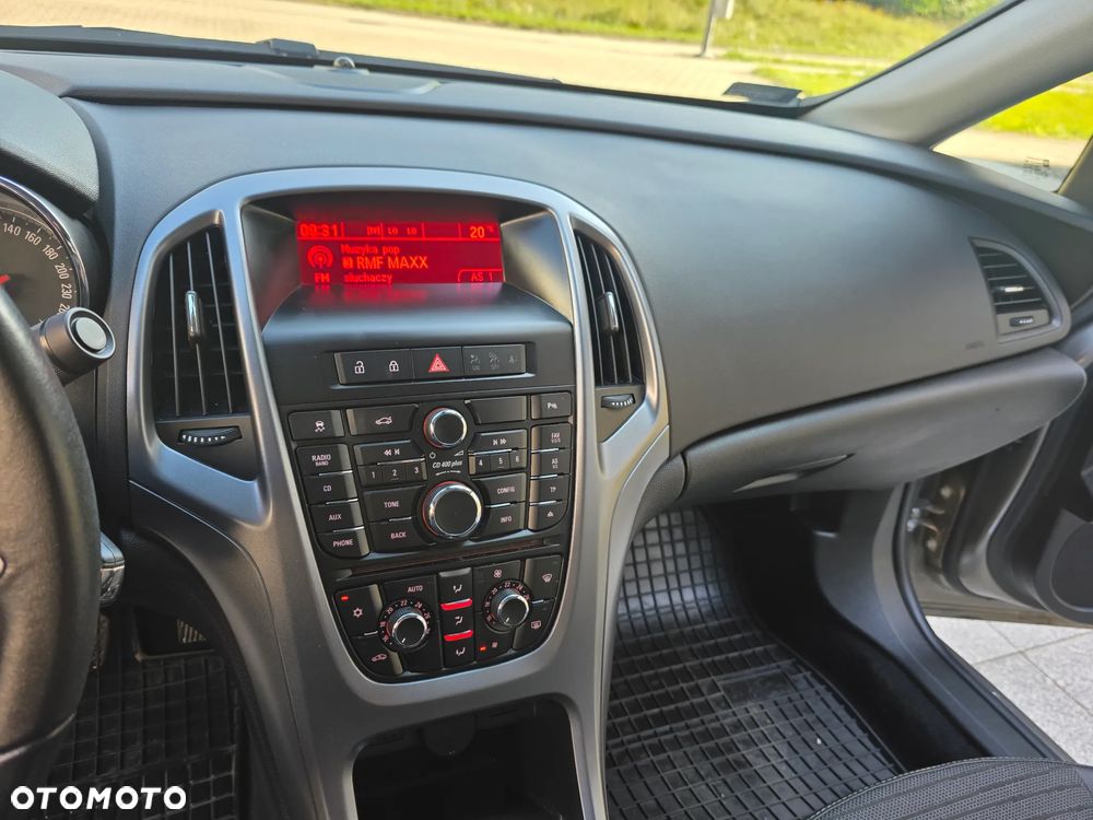 Opel Astra 1.4 T Enjoy - 30