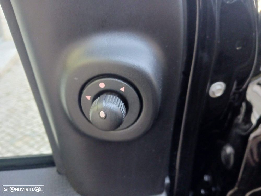 Fiat Panda 1.0 Hybrid City Cross - 21