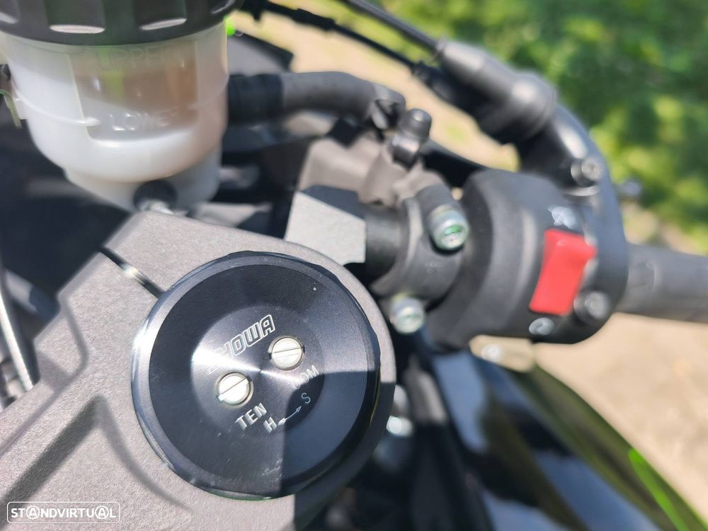 Kawasaki ZX 6R - 9