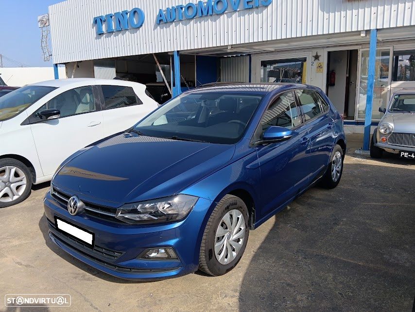 VW Polo 1.0 Confortline - 2