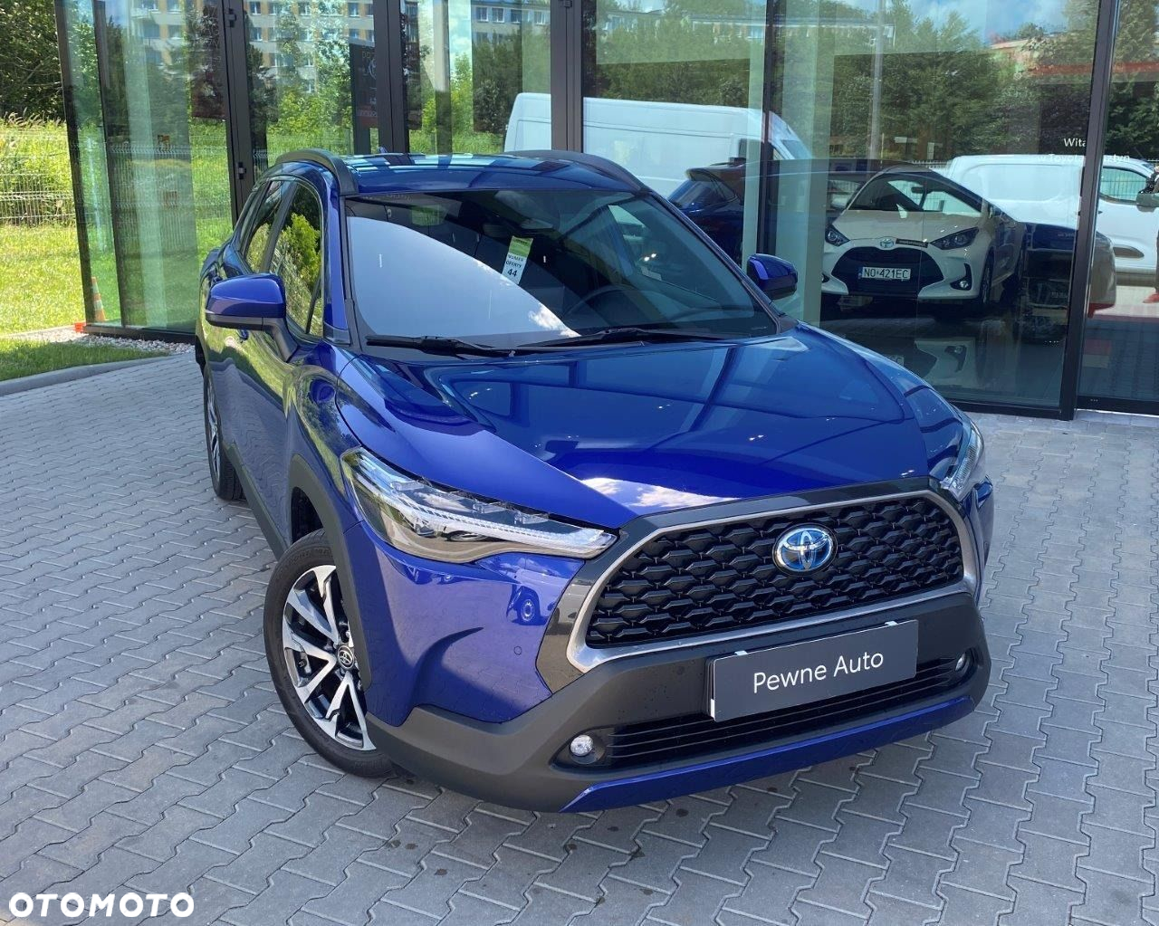 Toyota Corolla Cross 2.0 Hybrid Style AWD - 2