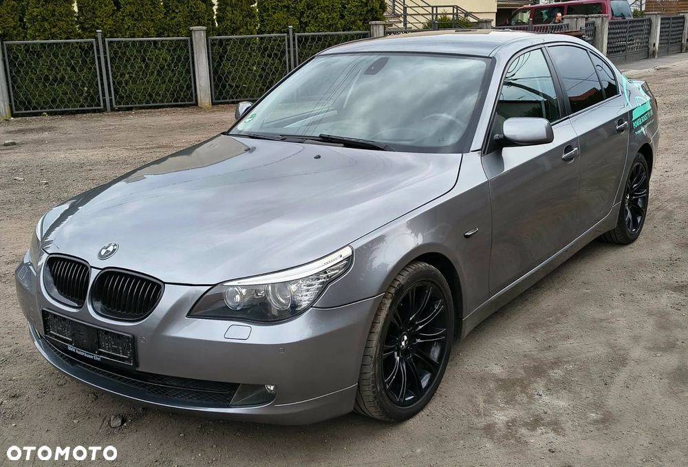 BMW Seria 5 523i Edition Exclusive - 11