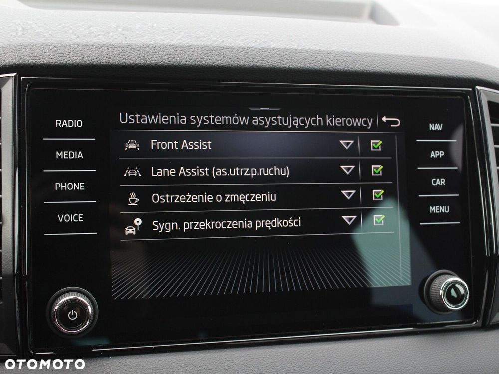 Skoda Karoq 1.5 TSI ACT Selection DSG - 29