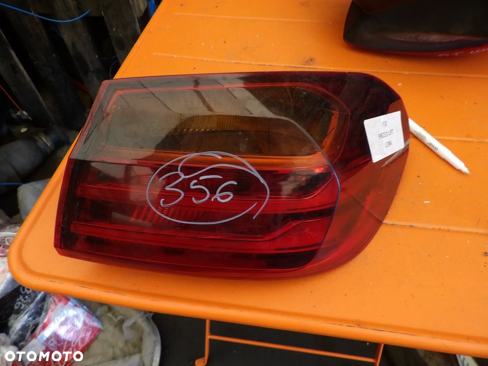 BMW - F32 - PRAWA LAMPA TYLNA - EUROPA - 1