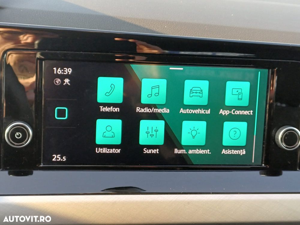 Volkswagen Golf 1.5 TSI ACT Life - 20