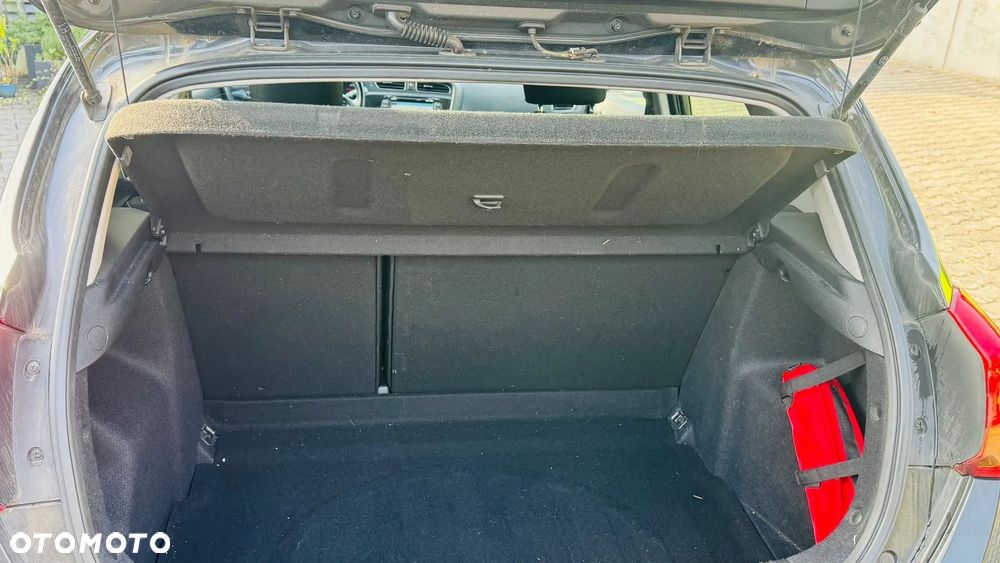 Kia Ceed - 13