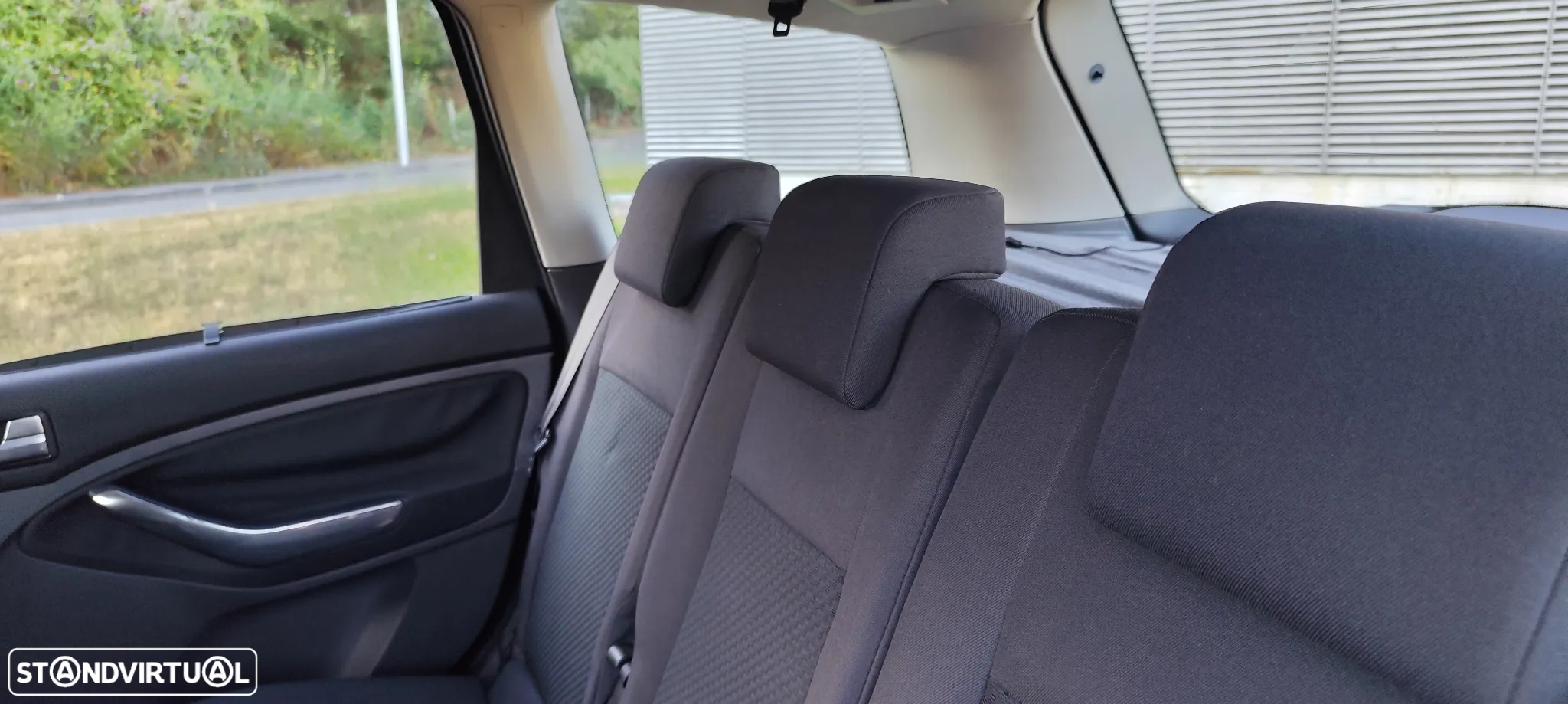 Ford C-Max 1.6 TDCi Titanium - 12