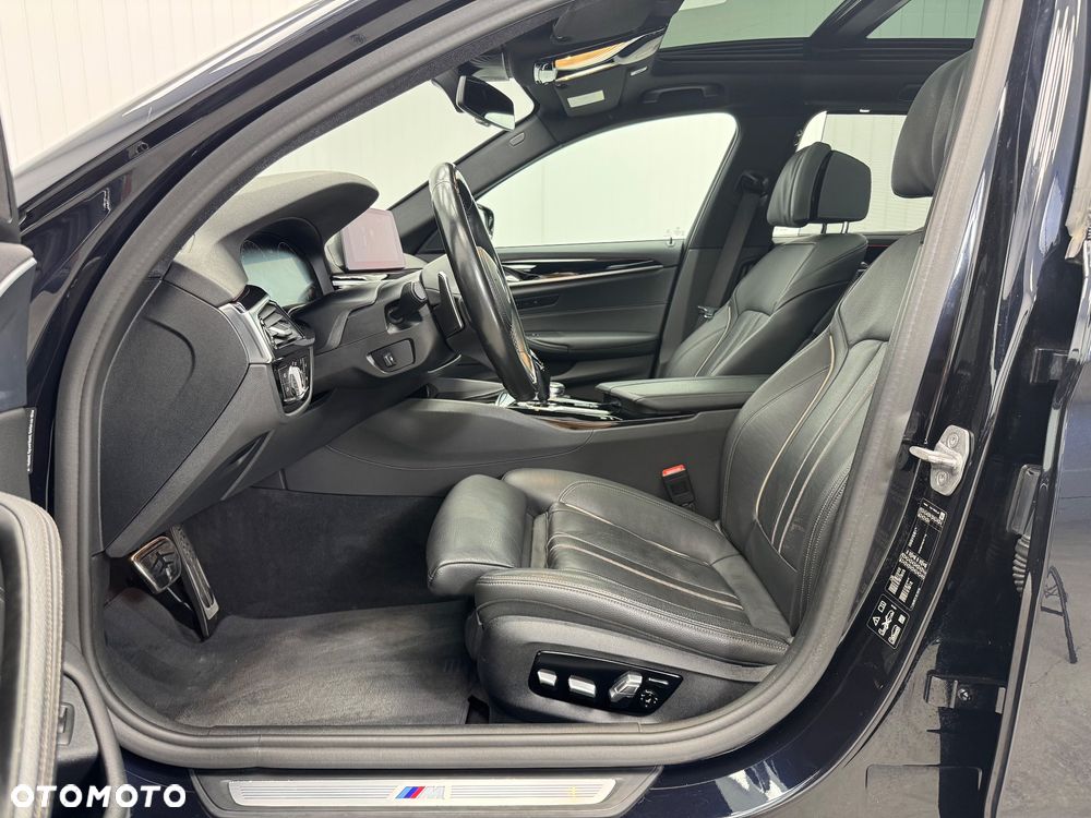 BMW Seria 5 540i xDrive M Sport sport - 28
