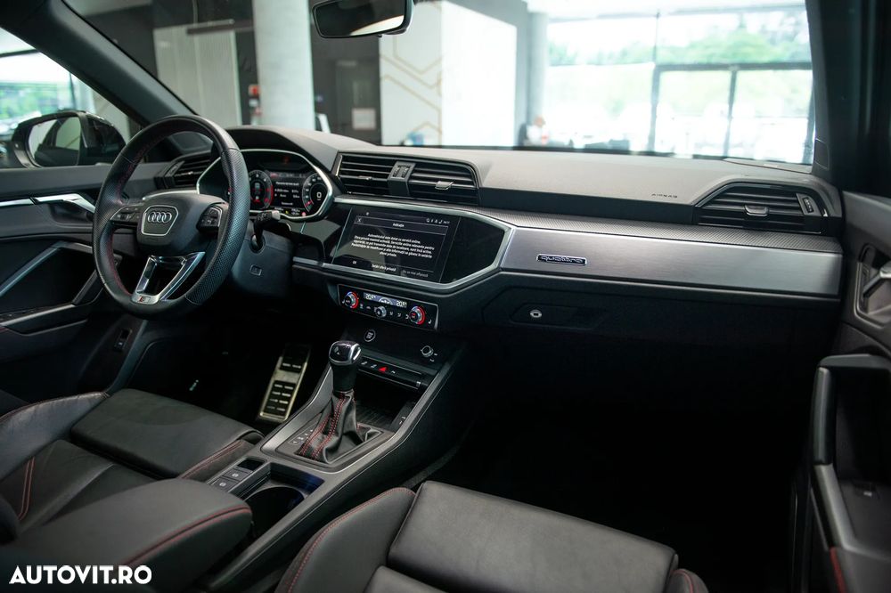 Audi Q3 Sportback 2.0 40 TDI quattro S tronic S Line - 9