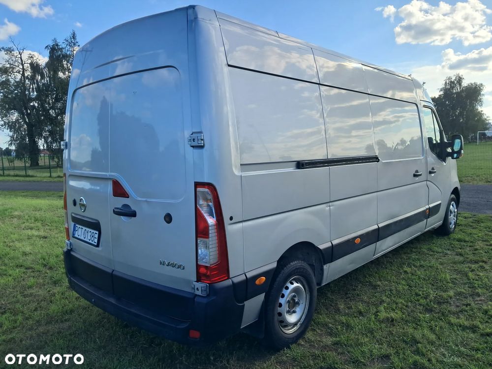 Nissan NV400 - 4