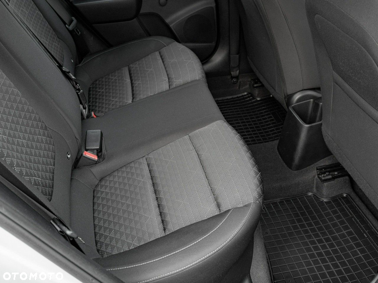 Kia Rio 1.2 M - 30