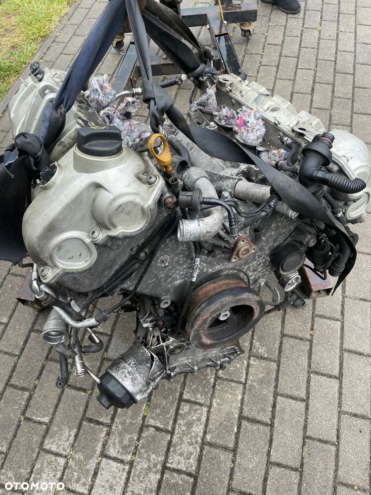 SILNIK Z NIEMCA PORSCHE CAYENNE 4,8T 500KM GŁOWICA WAŁ POMPA KOLEKTOR SSĄCY WTRYSKI INSTALACJA głowica wał - 1