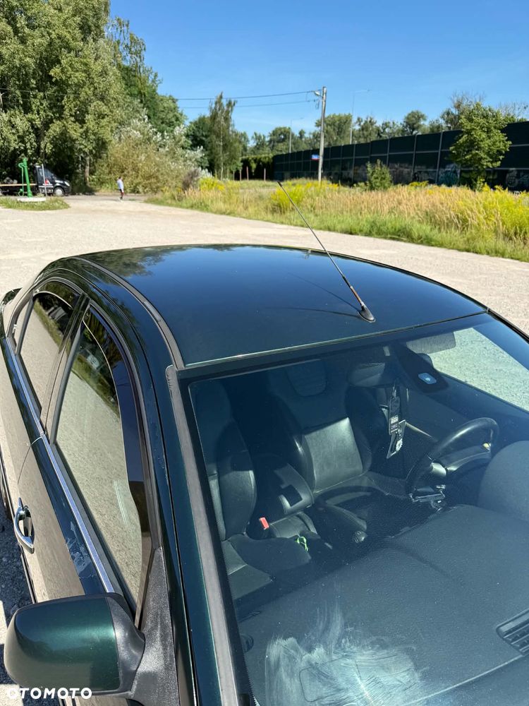 Ford Mondeo 2.0 Ghia - 16