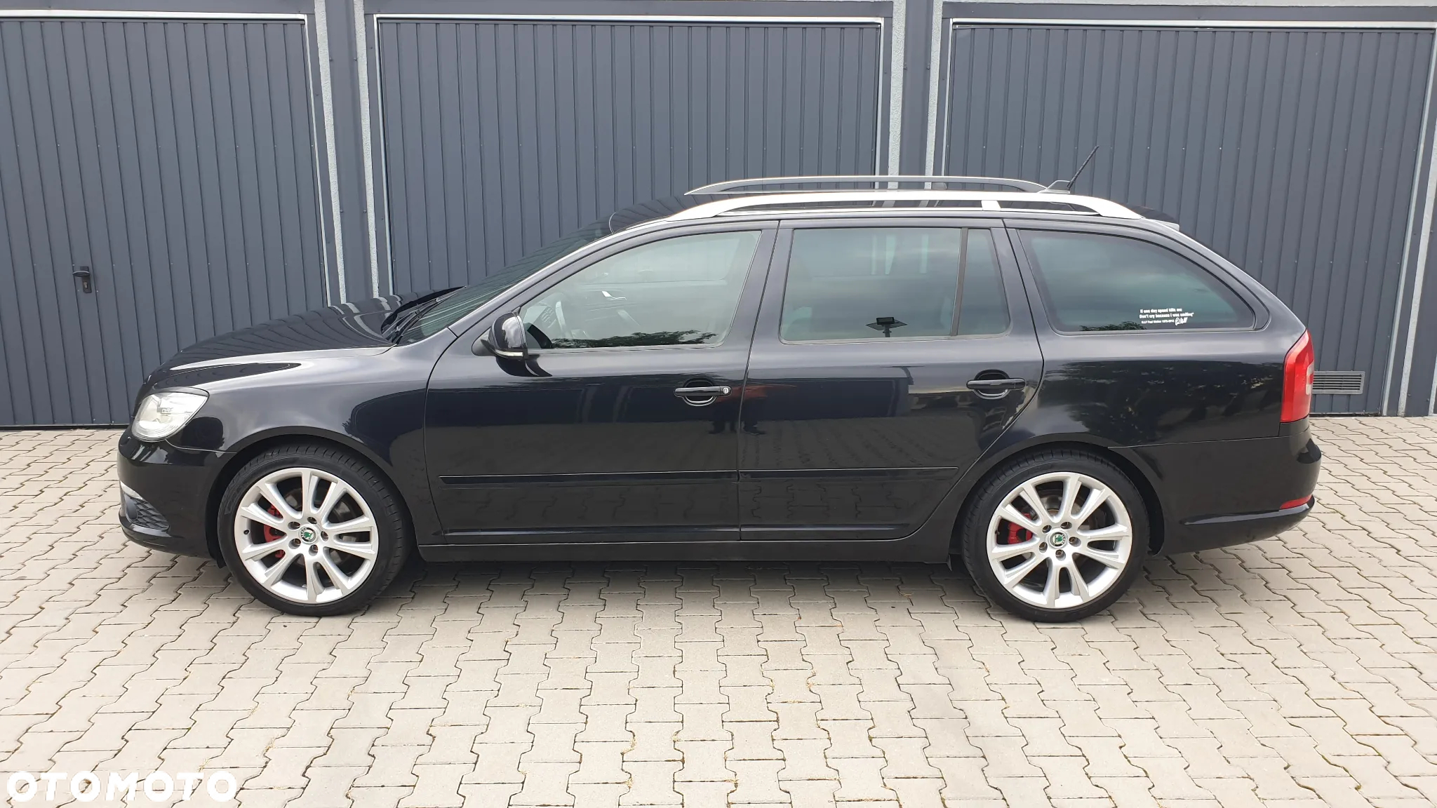 Skoda Octavia Combi 2.0 TDI DPF DSG RS - 3