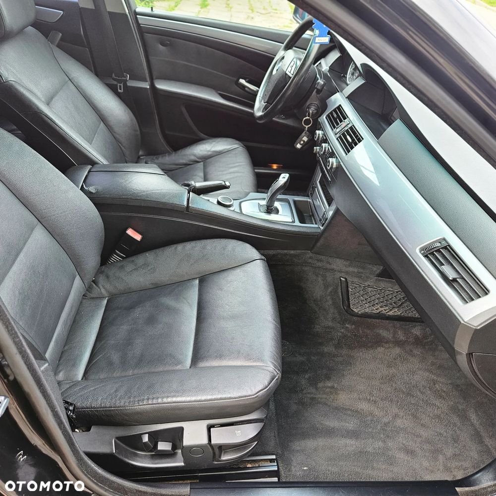 BMW Seria 5 523i Edition Exclusive - 20
