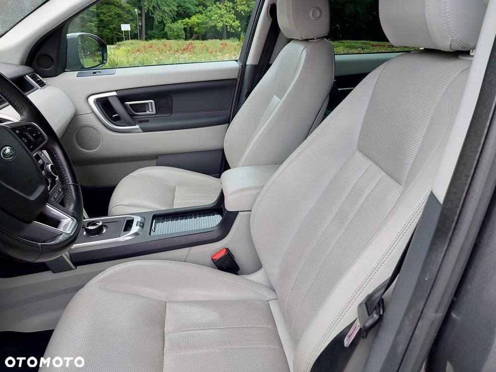 Land Rover Discovery Sport 2.0 TD4 HSE - 26