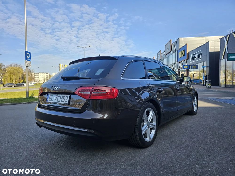 Audi A4 Avant - 6