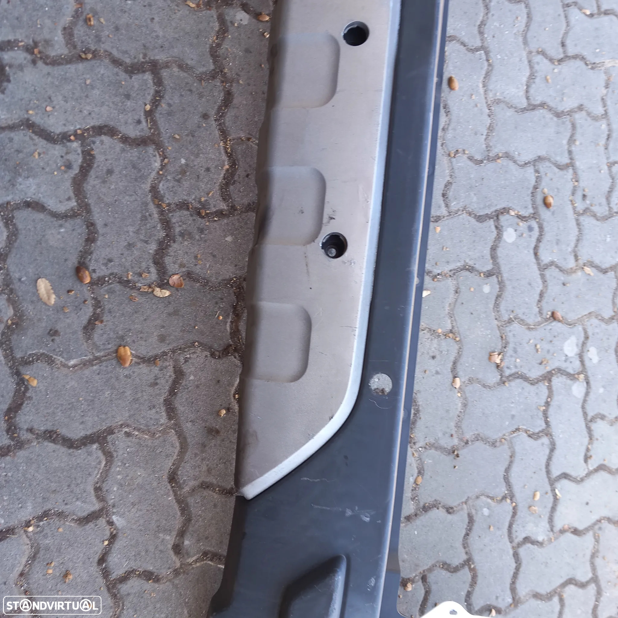 Para choques tras ford focus 3. cn15-17k835 - 2