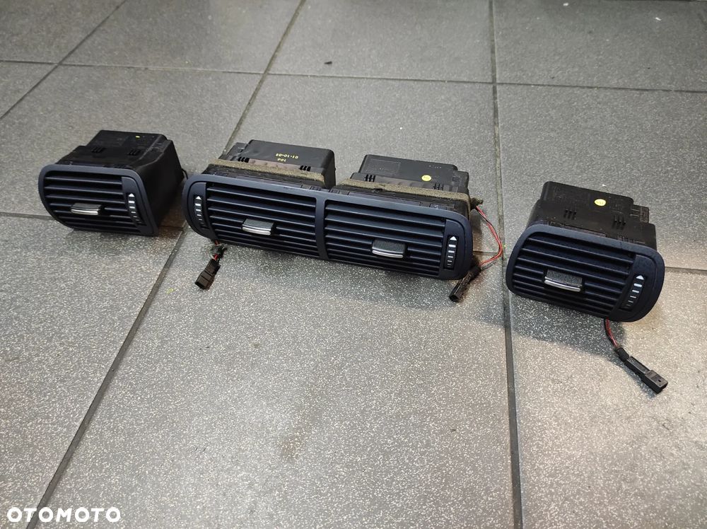 KRATKI KRATKA NAWIEWU KOMPLET AUDI A3 8L SEAT LEON 1 TOLEDO 2 PODŚWIETLANE WYSYŁKA !!!! - 1