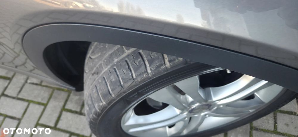 Mercedes-Benz GLA 250 7G-DCT StreetStyle - 19