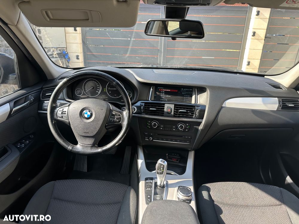 BMW X3 xDrive20d AT xLine - 8