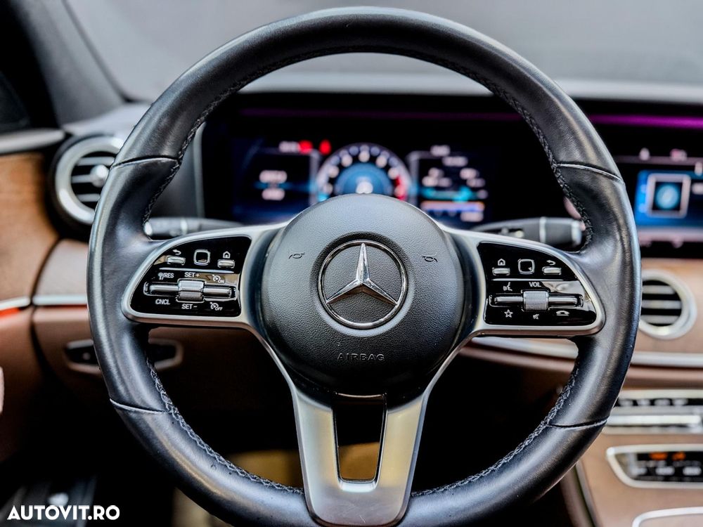 Mercedes-Benz E 300 9G-TRONIC AMG Line - 14