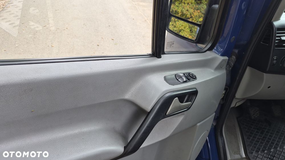 Mercedes-Benz Sprinter - 8