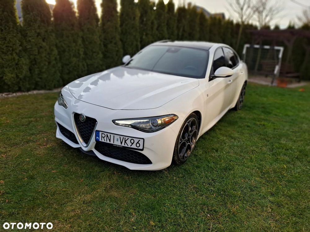 Alfa Romeo Giulia 2.0 Turbo 16V AT8 Veloce - 1