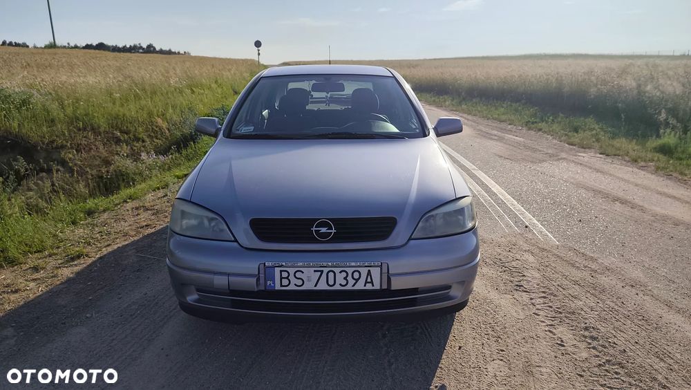 Opel Astra 1.4 Start - 9