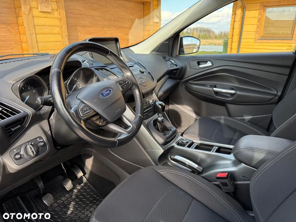Ford Kuga 1.5 EcoBoost 2x4 Trend - 13