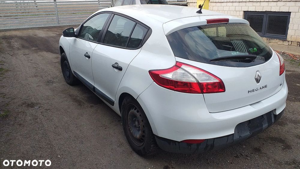 Sanki wózek amortyzator zwrotnica piasta belka oś tył półoś wahacz stabilizator Renault Megane III Lift 1.2 TCE H5F4 5D HB - 2