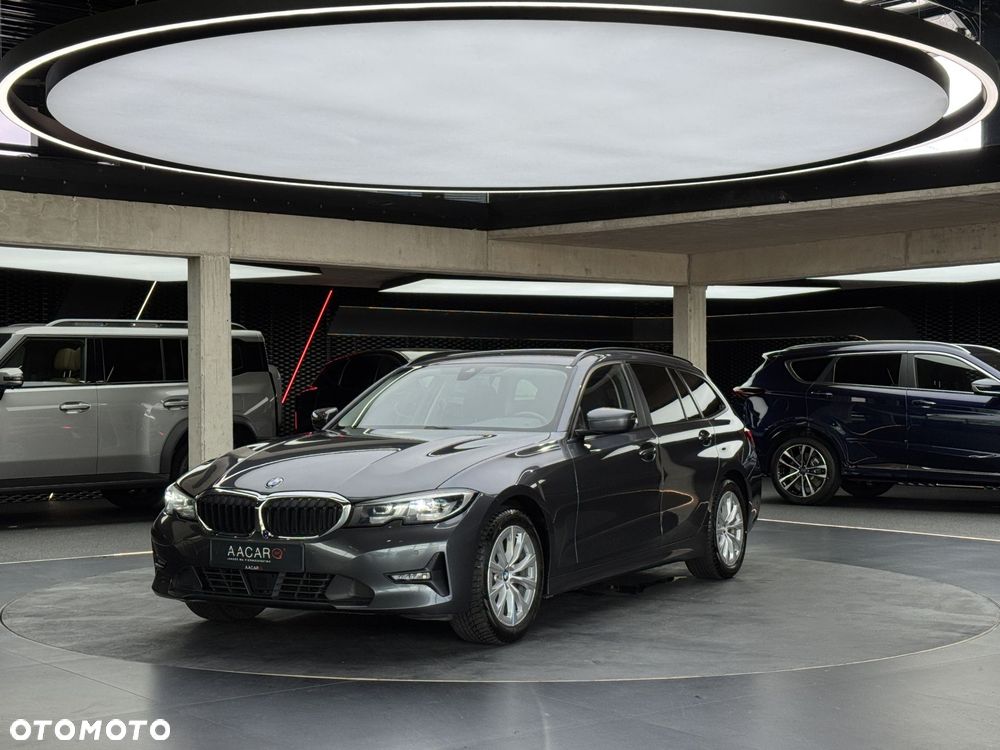 BMW Seria 3 318d - 2