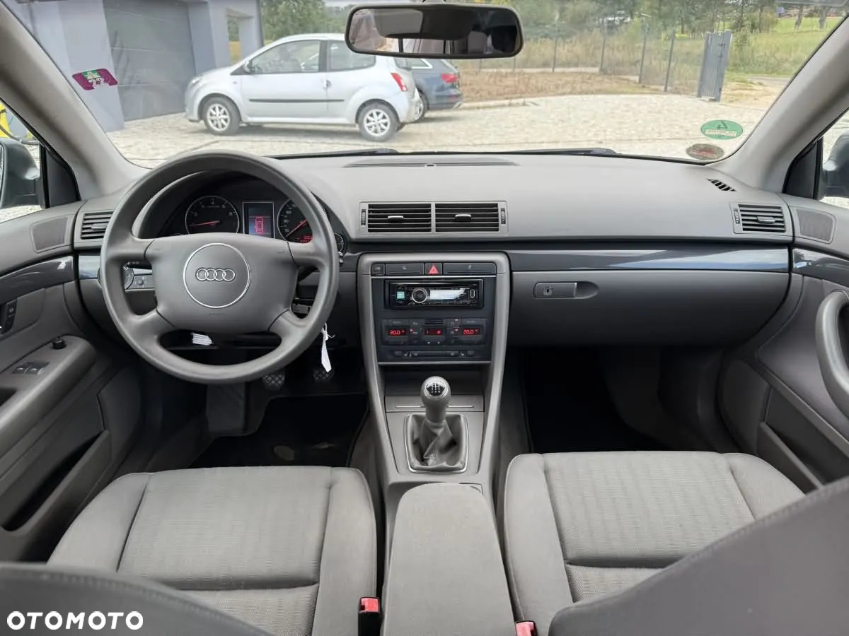 Audi A4 - 25