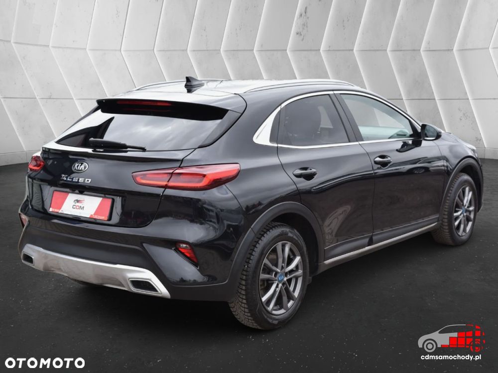 Kia XCeed - 10