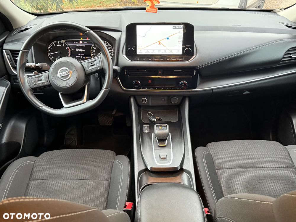 Nissan Qashqai 1.3 DIG-T DCT N-CONNECTA - 7