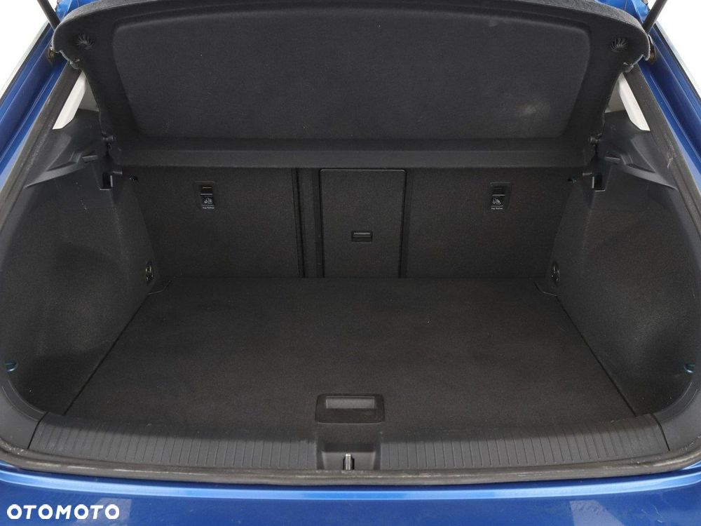 Volkswagen T-Roc 1.5 TSI Style - 21