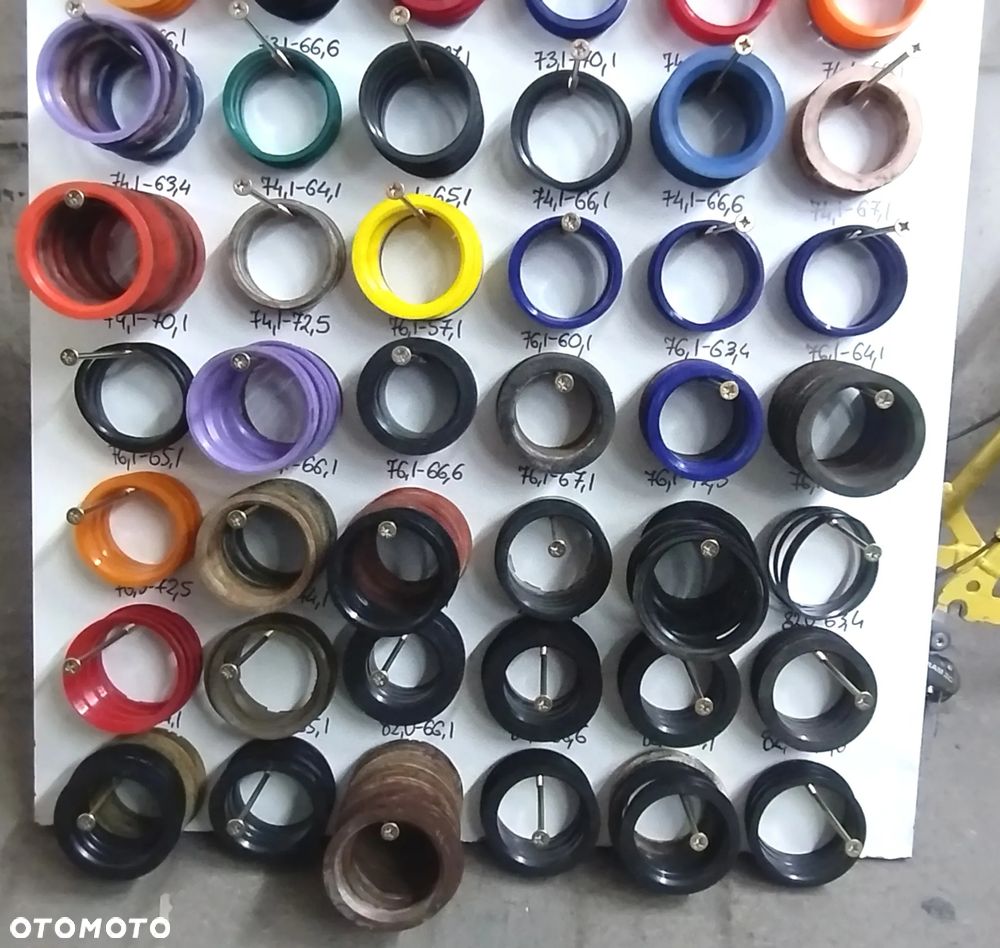 Pierścienie Pierścień centujący Centrujące różne rodzaje 57,1 57.1 66,6 66.6 70,1 72,5 72.6 63,4 i inne wszystkie rozmiary wymiary Legnica ALU-RAD Kontakt e-mail wiadomość - 6