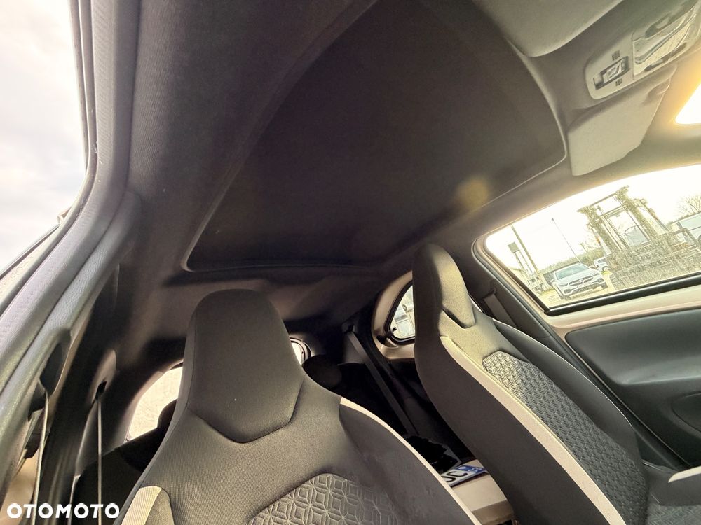 Toyota Aygo X Limited - 6