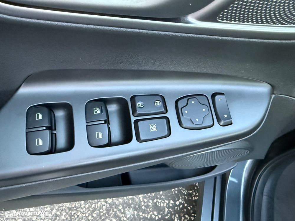 Hyundai Kauai 39 kWh Premium - 17