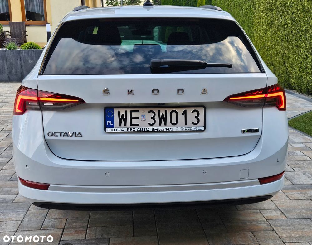 Skoda Octavia 1.5 TSI e-Tec Ambition DSG - 11