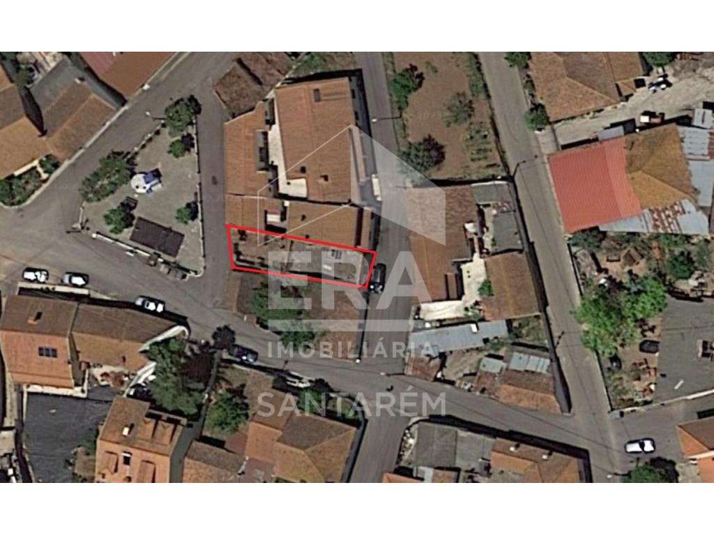Moradia em fase de construção - Grande imagem: 5/5