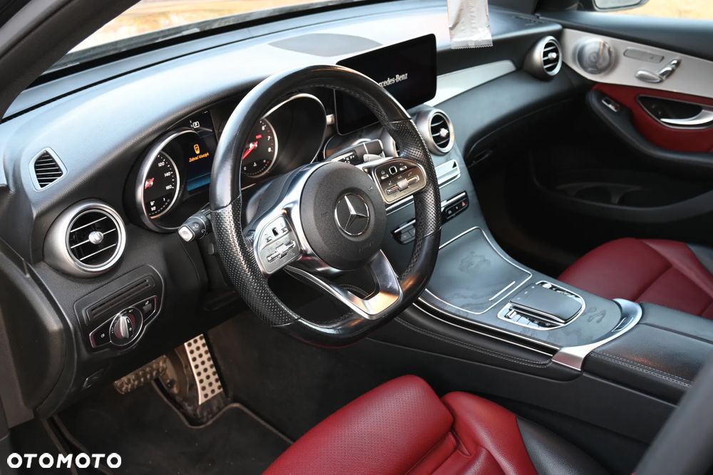 Mercedes-Benz GLC - 16