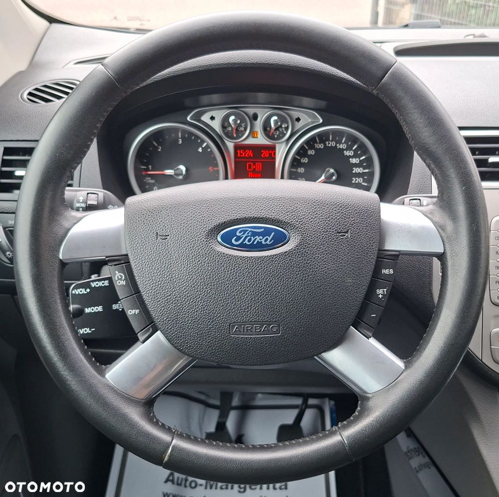 Ford Kuga 2.0 TDCi Titanium S - 19