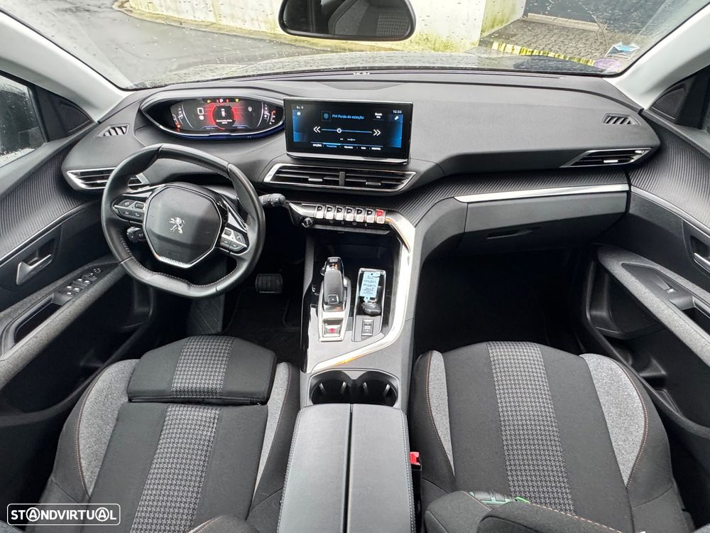 Peugeot 3008 1.2 PureTech Allure Pack EAT8 - 8