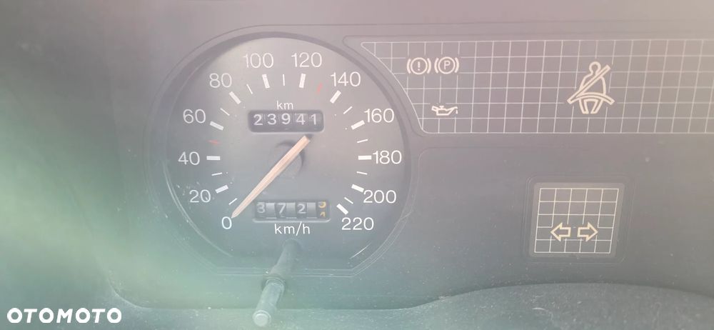 Ford Sierra Pick-up P100 - 10