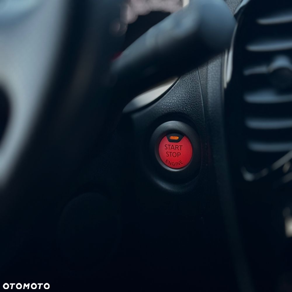 Nissan Juke - 36