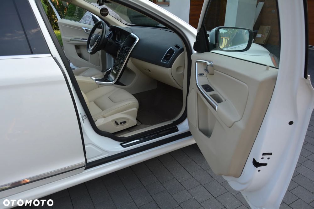 Volvo XC 60 - 23