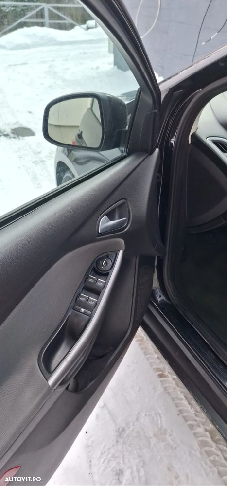 Ford Focus - 16