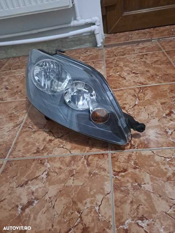 Far dreapta VW Golf 5 Plus an 2005-2009 original Europa